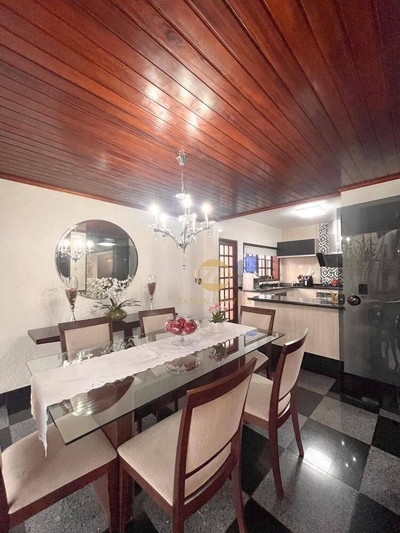 Sobrado, 3 quartos, 282 m² - Foto 2