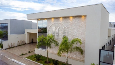 Casa, 4 quartos, 330 m² - Foto 2