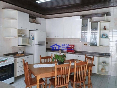 Sobrado, 6 quartos, 160 m² - Foto 1