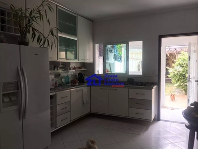 Sobrado, 3 quartos, 250 m² - Foto 1