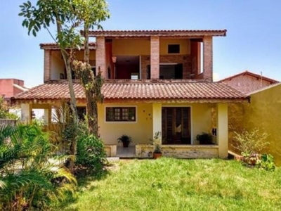 Casa, 3 quartos, 216 m² - Foto 1