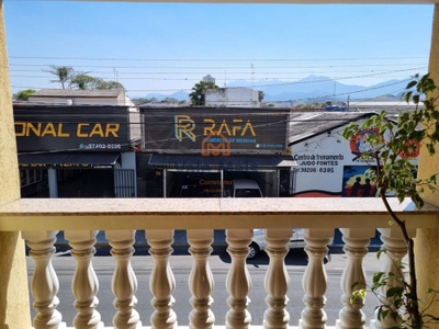 Casa, 4 quartos, 202 m² - Foto 2