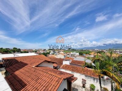 Casa, 2 quartos, 202 m² - Foto 1