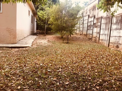 Chácara, 3 quartos, 1921 m² - Foto 1