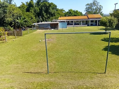 Chácara, 2 quartos, 2362 m² - Foto 1