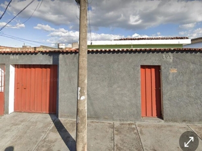 Casa, 2 quartos, 360 m² - Foto 1