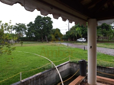 Chácara, 3 quartos, 2000 m² - Foto 1