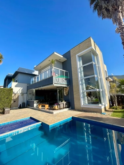 Sobrado, 3 quartos, 300 m² - Foto 1