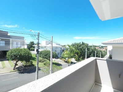 Casa, 3 quartos, 211 m² - Foto 2