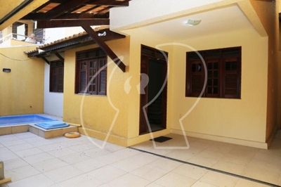 Casa, 4 quartos, 165 m² - Foto 1