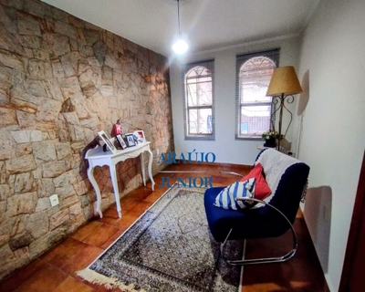 Casa, 3 quartos, 154 m² - Foto 1