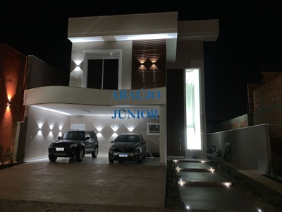 Casa, 4 quartos, 360 m² - Foto 1