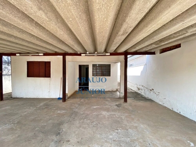 Casa, 2 quartos, 138 m² - Foto 1