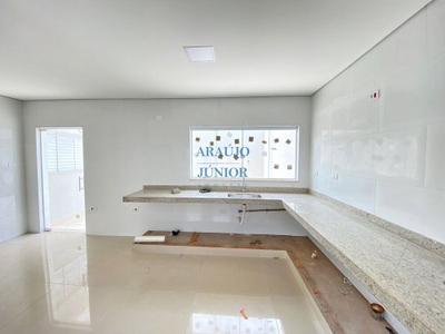 Casa, 4 quartos, 180 m² - Foto 5