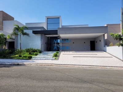 Casa, 3 quartos, 270 m² - Foto 1