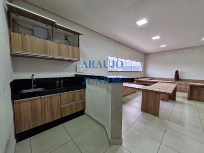 Indústria, 390 m² - Foto 1