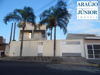 Casa, 3 quartos, 300 m² - Foto 1