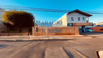 Loteamento e Condomínio, 400 m² - Foto 1