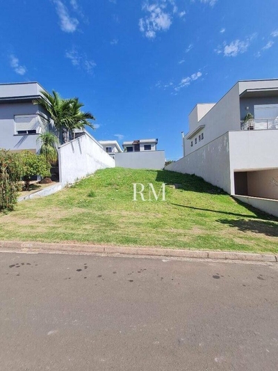 Loteamento e Condomínio, 375 m² - Foto 1