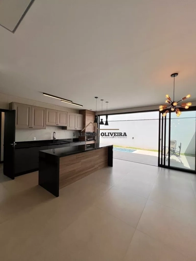 Casa, 4 quartos, 191 m² - Foto 4