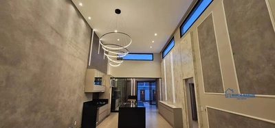 Casa, 3 quartos, 220 m² - Foto 2