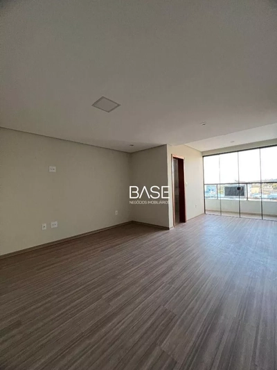 Cobertura, 3 quartos, 205 m² - Foto 3