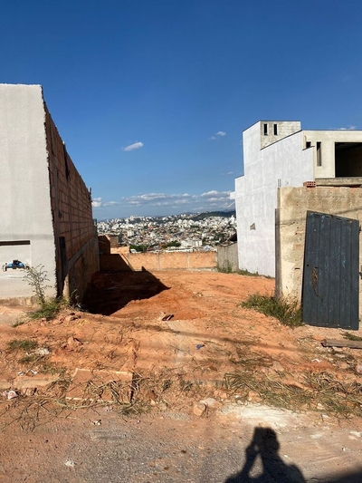 Terreno, 360 m² - Foto 1