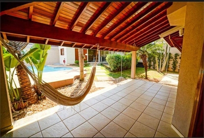 Casa, 4 quartos, 239 m² - Foto 4