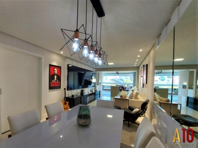 Apartamento, 3 quartos, 209 m² - Foto 1