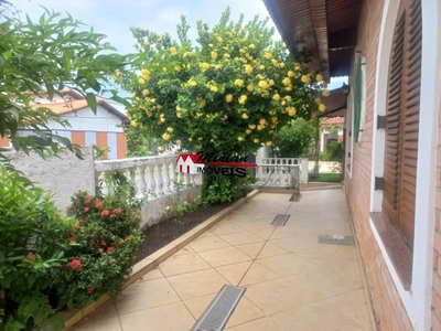 Casa, 3 quartos, 279 m² - Foto 1