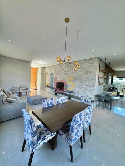 Casa, 3 quartos, 203 m² - Foto 4