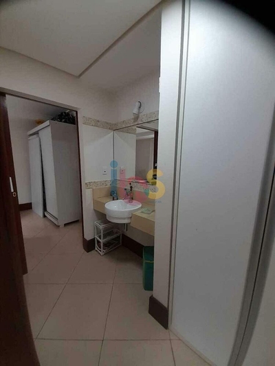 Casa, 3 quartos, 390 m² - Foto 1