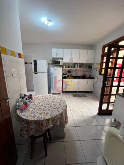 Casa, 4 quartos, 228 m² - Foto 4