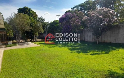 Chácara, 3 quartos, 2210 m² - Foto 1