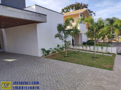 Casa de Condomínio, 4 quartos - Foto 1