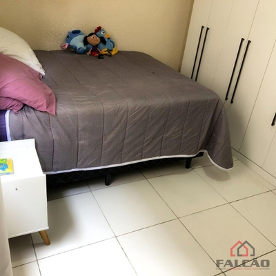 Casa, 6 quartos, 330 m² - Foto 1