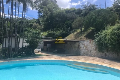 Casa, 7 quartos, 289 m² - Foto 1