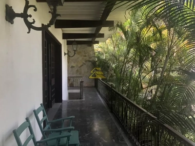 Casa, 7 quartos, 289 m² - Foto 3