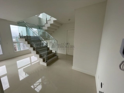 Cobertura, 3 quartos, 240 m² - Foto 4