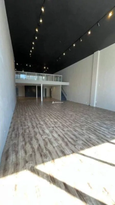 Loja-Salão, 226 m² - Foto 1