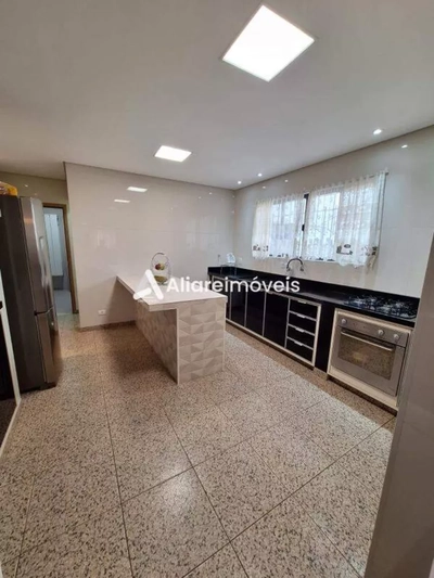 Casa, 4 quartos, 180 m² - Foto 3