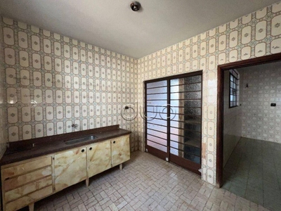 Casa, 3 quartos, 248 m² - Foto 1