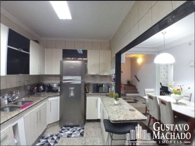 Casa, 3 quartos, 230 m² - Foto 4