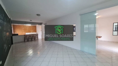 Casa, 5 quartos, 357 m² - Foto 2