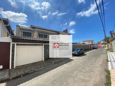 Casa, 5 quartos, 422 m² - Foto 1