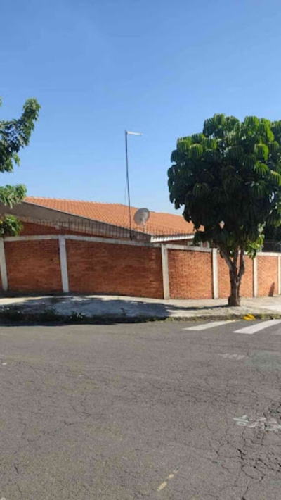 Casa, 4 quartos, 157 m² - Foto 1