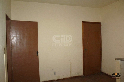 Casa, 3 quartos, 178 m² - Foto 2