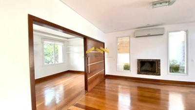 Casa, 4 quartos, 608 m² - Foto 1