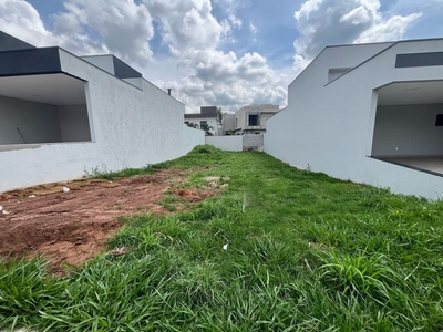 Terreno, 303 m² - Foto 1