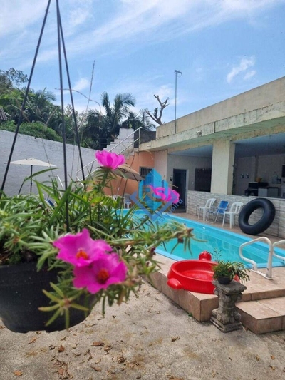 Chácara, 3 quartos, 1345 m² - Foto 1